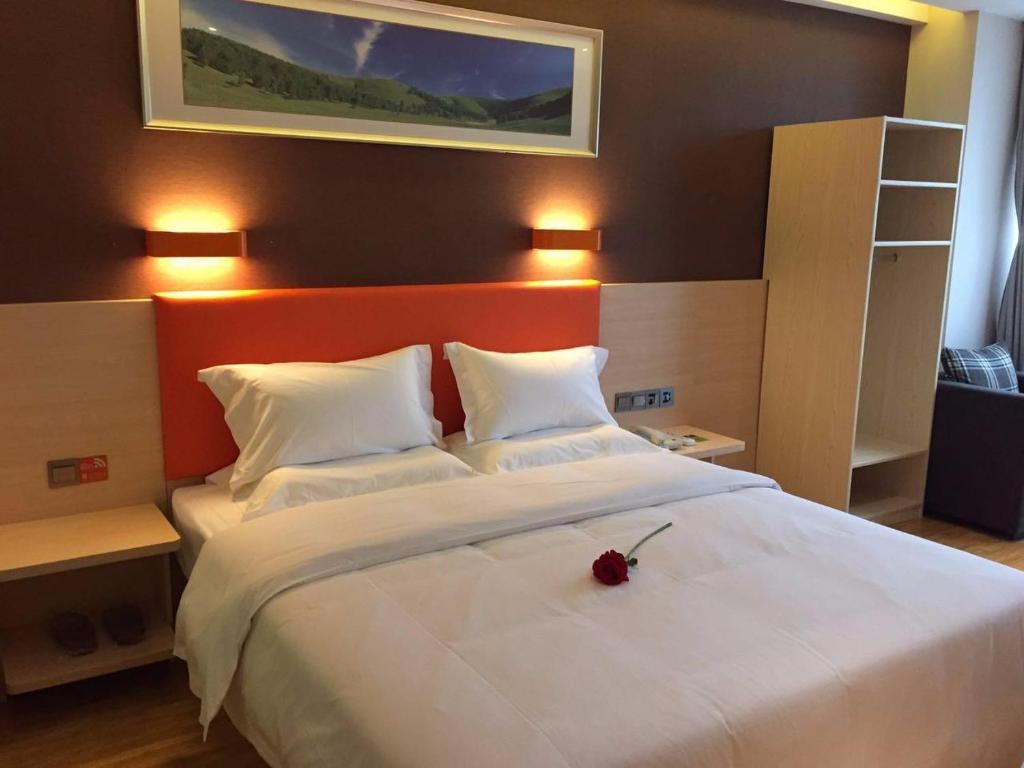 7Days Premium Chongqing Liangjiang New District Yufu Industrial Park Yuzui Branch - Sala Regina Superiore