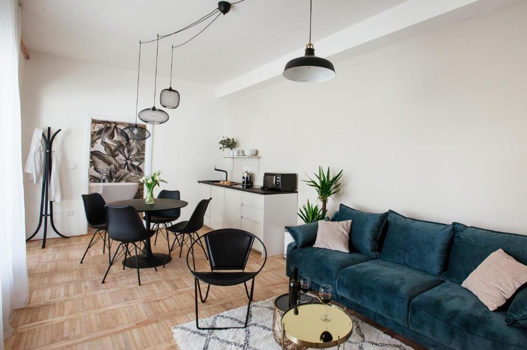 Posezení v ubytování Great Chill Boutique Apartments #11 by Goodnite cz