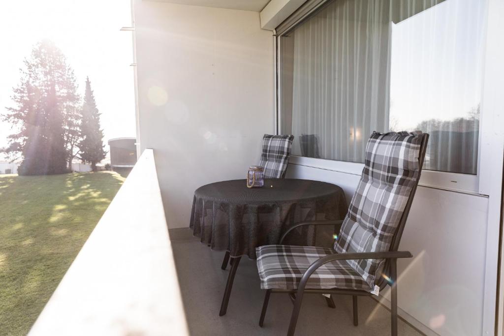 Fotografie z fotogalerie ubytování Apartment "Köhler" mit Berg- und Bodenseesicht v destinaci Oberteuringen