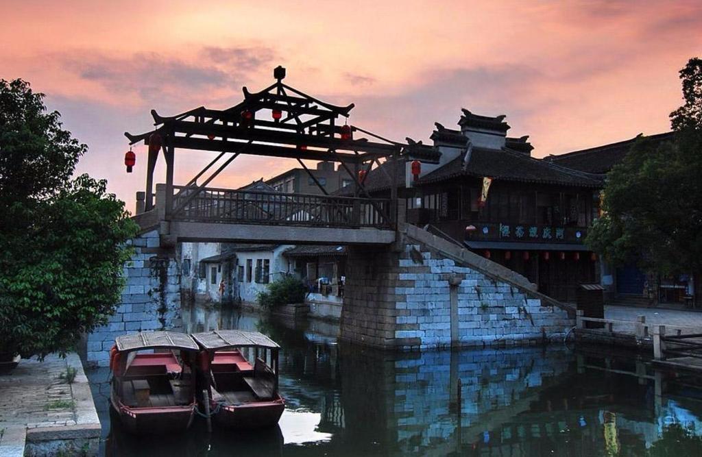 7Days Premium Suzhou Tongli Ancient Town Branch, Suzhou – Updated 2024  Prices