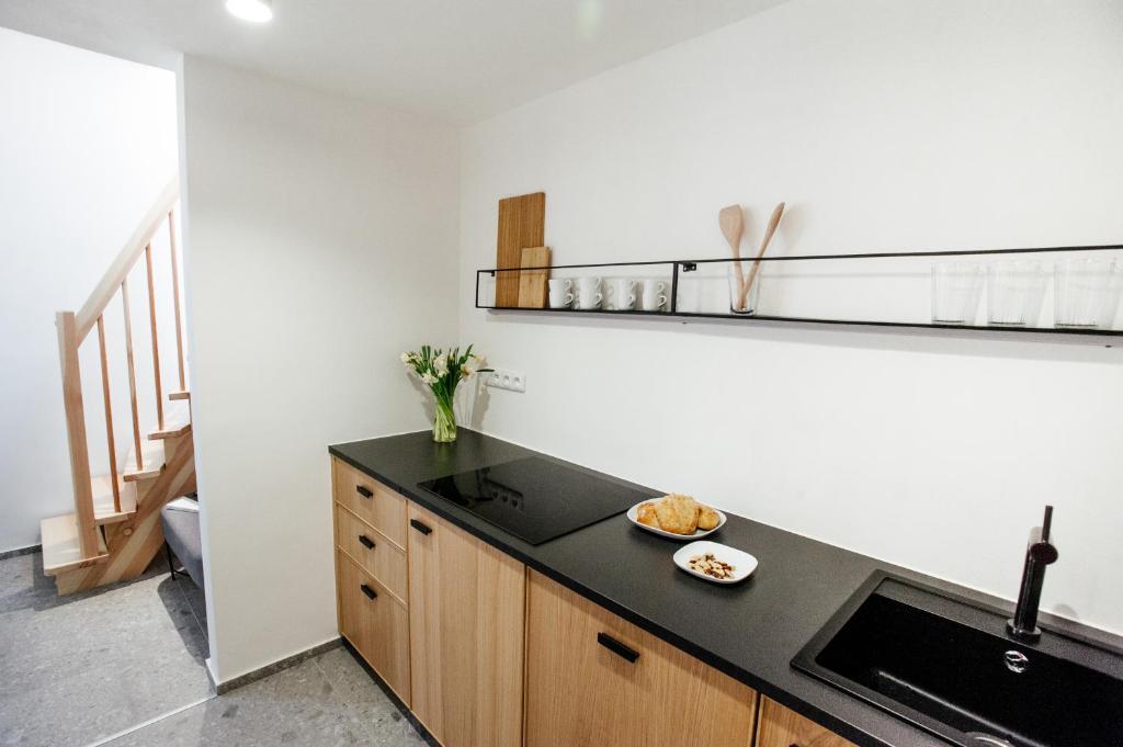 Kuchyň nebo kuchyňský kout v ubytování Great Chill Boutique Apartments #11 by Goodnite cz