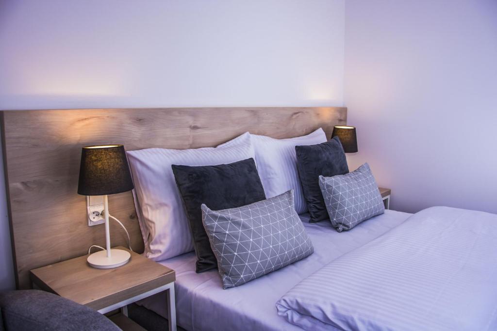 WILLA KORSARSKA - 17