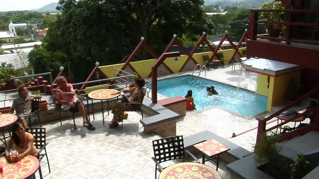 Bazén v ubytování Hotel Maya Vista nebo v jeho okolí