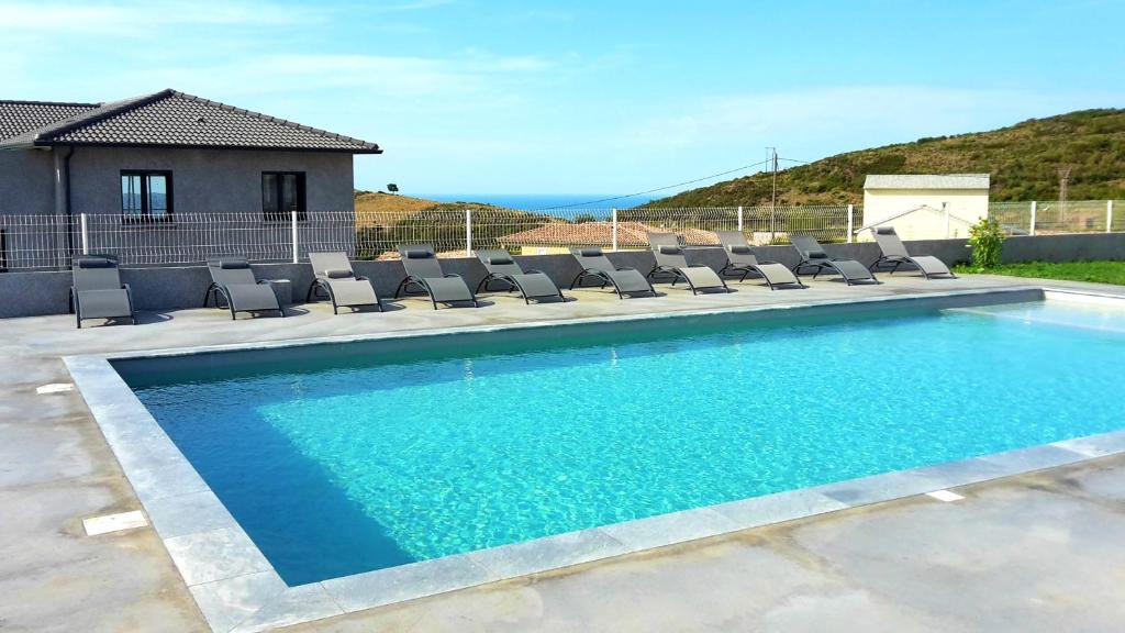 Appartement d'une chambre a Olmeta di Tuda avec magnifique vue sur la montagne piscine partagee jardin clos a 10 km de la plage