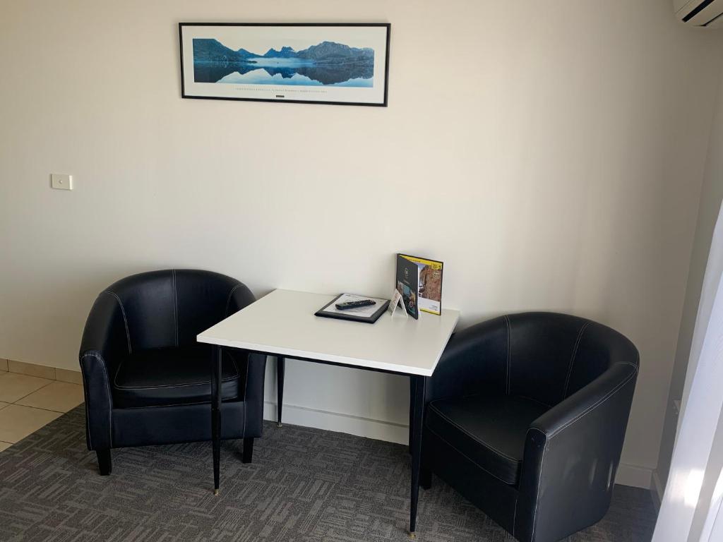 Adina Place Motel Apartments - Resim 19