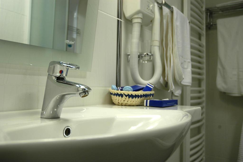 Hotel President garni - Resim 25