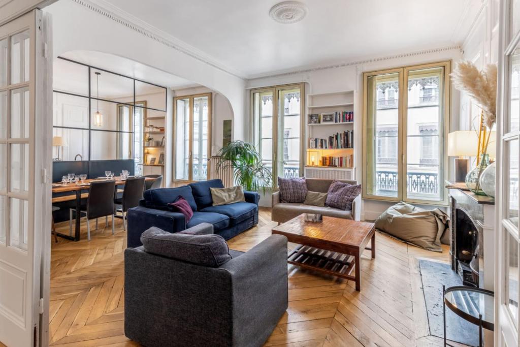 Design And Luxurious Flat At The Heart Of Presqu Ile In Lyon Welkeys Lyon Updated 2022 Prices