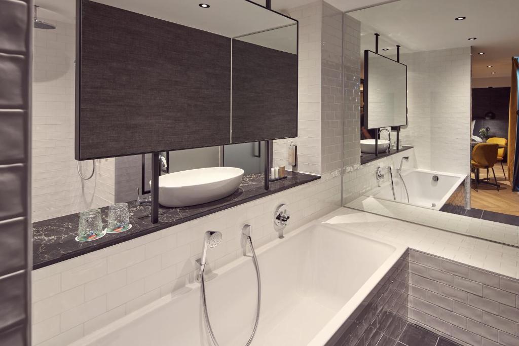 Koupelna v ubytování Van der Valk Hotel Antwerpen