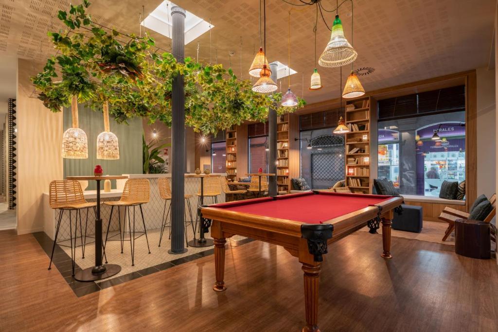 Biliár nebo kulečník v ubytování Toc Hostel Granada