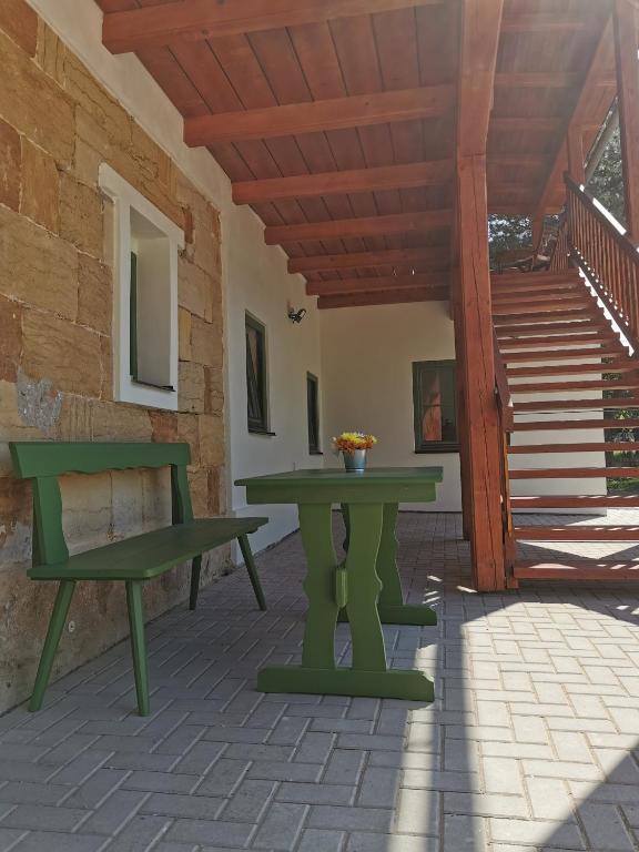 Balkón nebo terasa v ubytování Apartmány Slunce