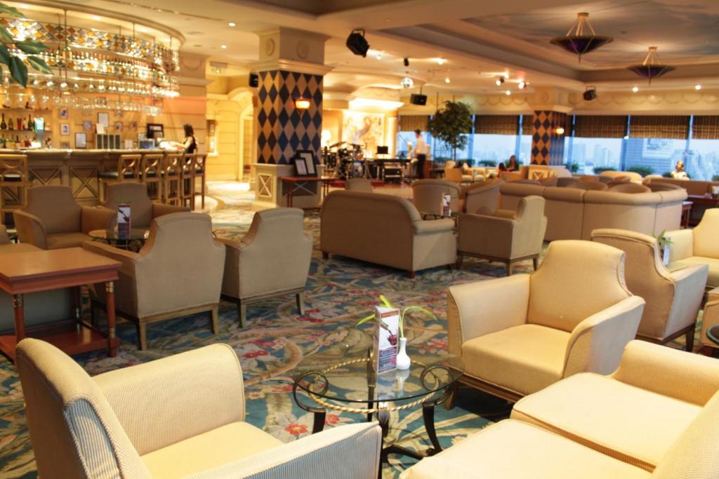 Golden Tulip Sovereign Hotel Bangkok - Resim 35