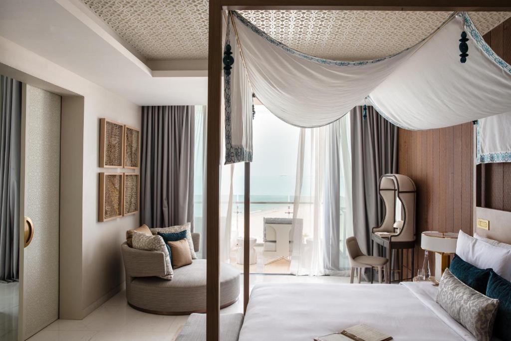 Voodi või voodid majutusasutuse Jumeirah Saadiyat Island Abu Dhabi toas