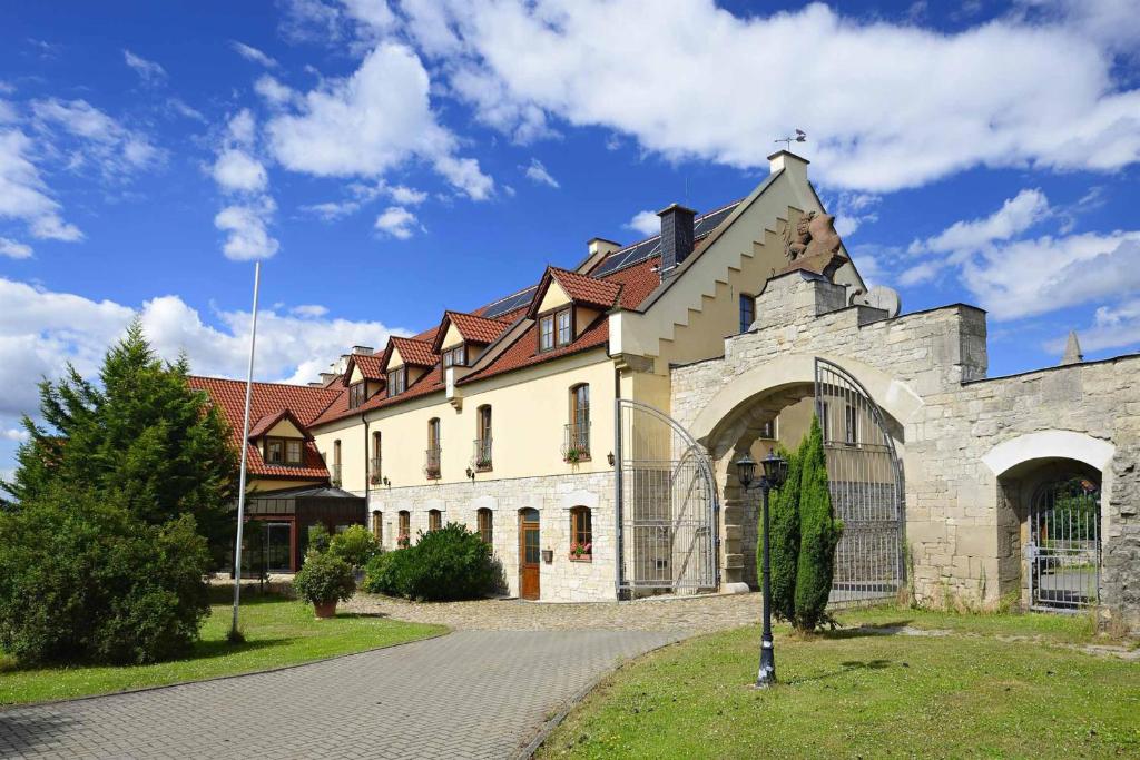 Budova, kde se hotel nachází