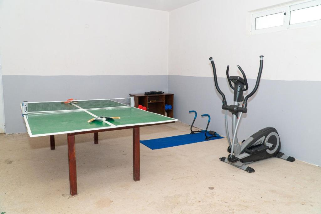 Posilňovňa alebo fitness centrum v ubytovaní Eleni's Villa 'TOP DESTINATION'