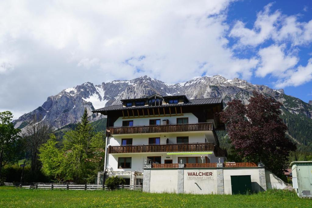 Nespecifikovaný výhled na hory nebo výhled na hory při pohledu z apartmánu