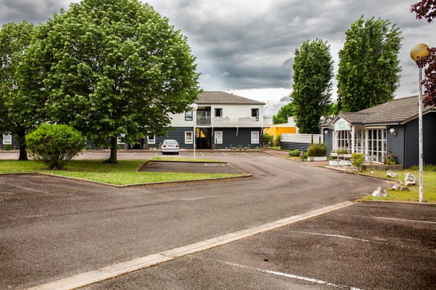 FASTHOTEL A Dijon - Resim 24