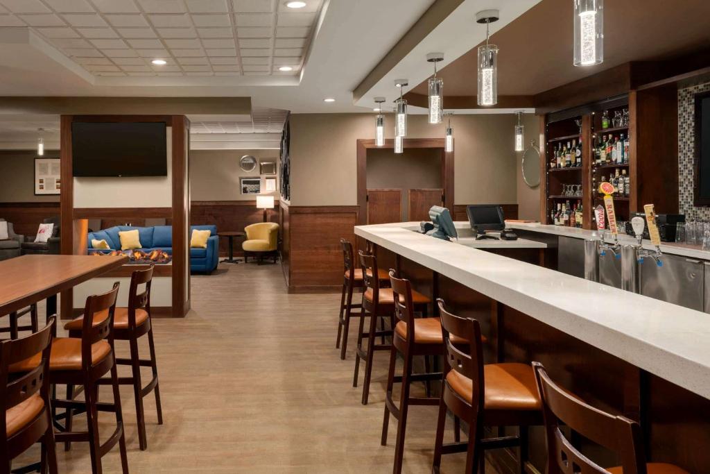 Travelodge Hotel by Wyndham Saskatoon - Resim 20