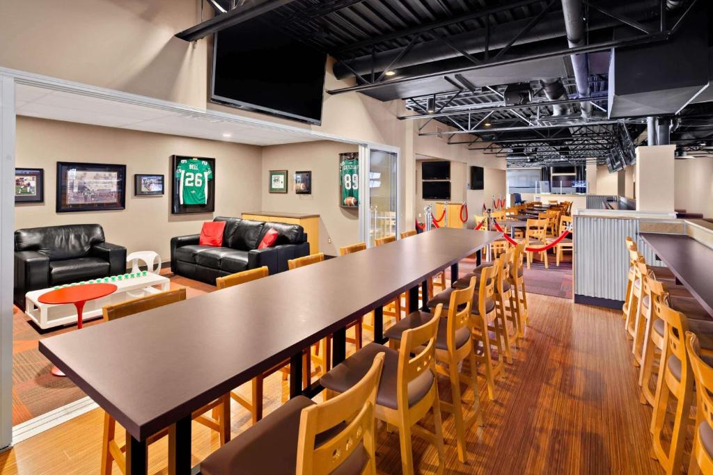 Travelodge Hotel by Wyndham Saskatoon - Resim 3