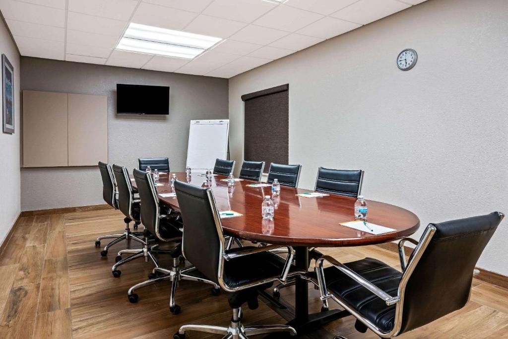 Konferenční prostory v ubytování La Quinta by Wyndham Conroe