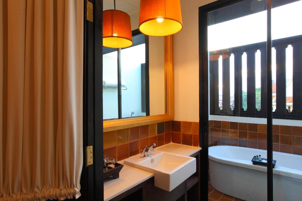 99 The Gallery Hotel - Resim 28