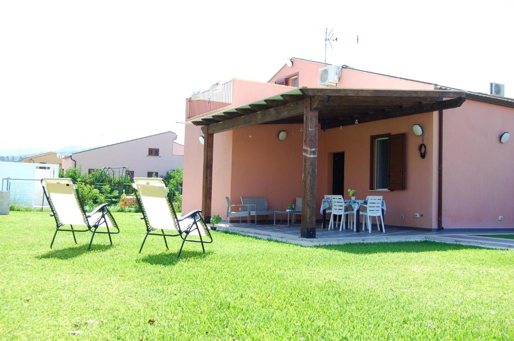 Welcoming house in Lascari 65 m² with enclosed garden