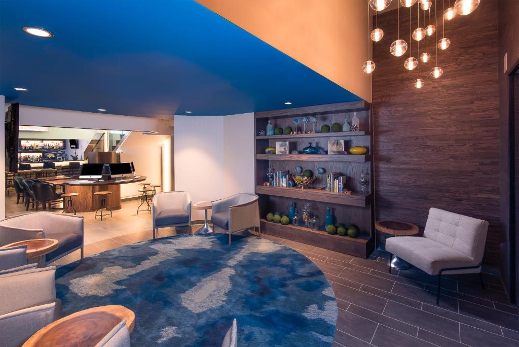 Posezení v ubytování EVEN Hotel New York - Times Square South by IHG