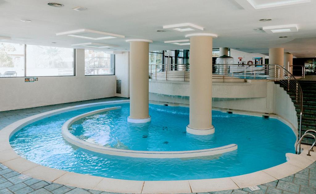 Bazén v ubytování Hotel Deloix 4* Sup nebo v jeho okolí