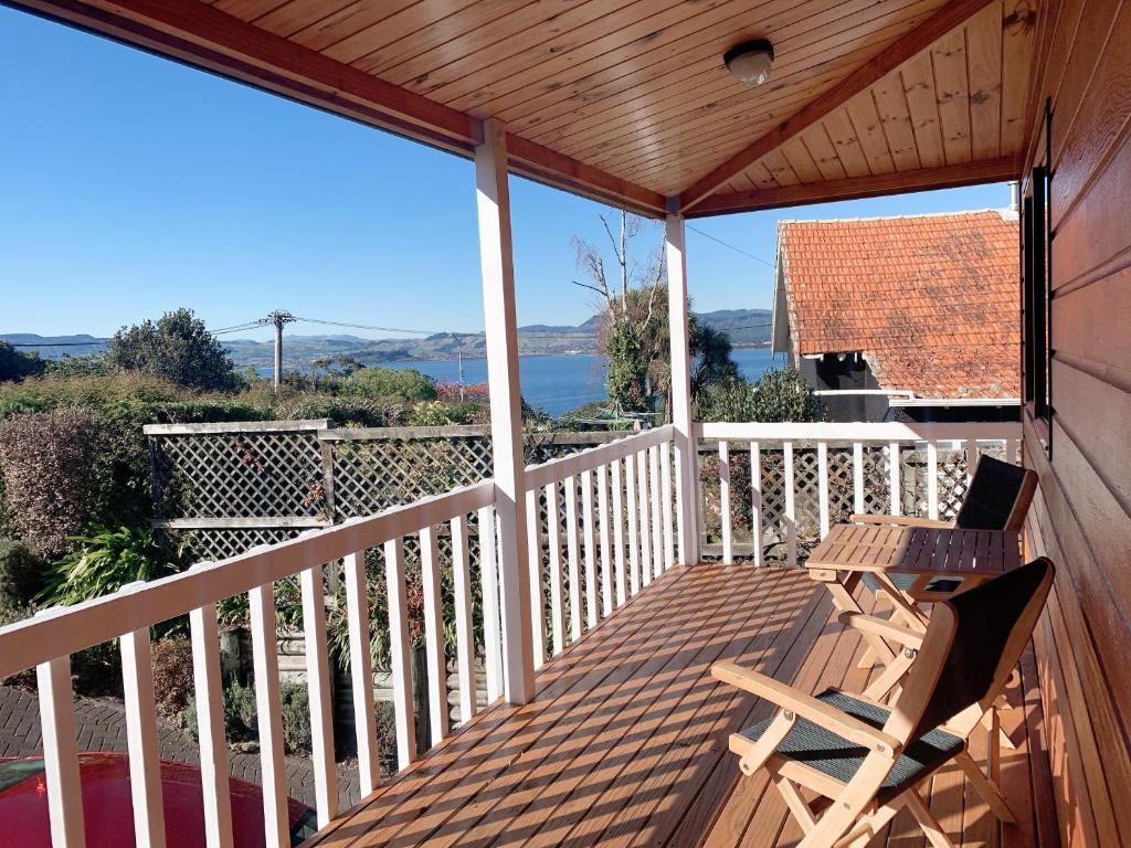 Lake view family Lodge up tp 14 people - Resim 6