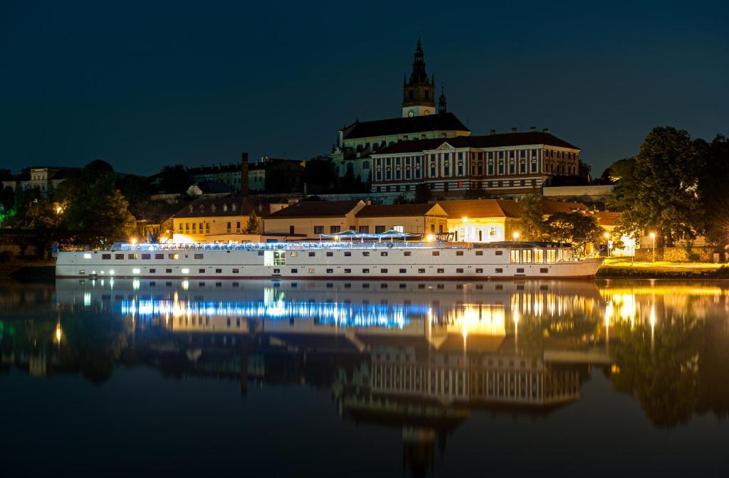 Fotografie z fotogalerie ubytování Florentina boat v Litoměřicích