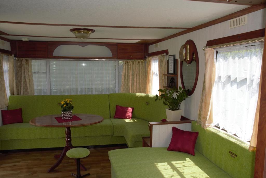 BUNGALOW PARK - Casa De Dos Dormitorios