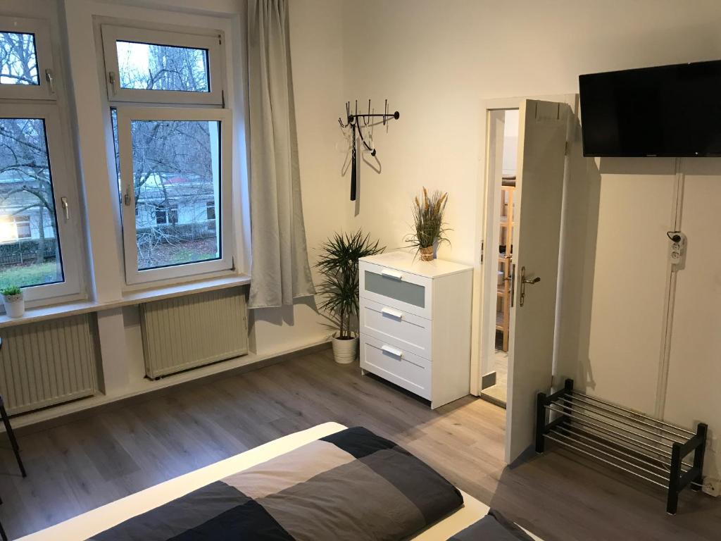 Citywohnungen Halle an der Saale - Double Room 1st Floor