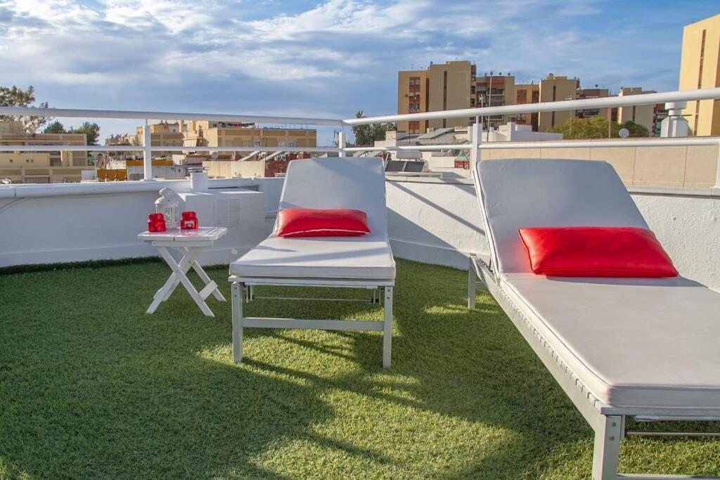 Balkon lub taras w obiekcie Penthouse Raggio