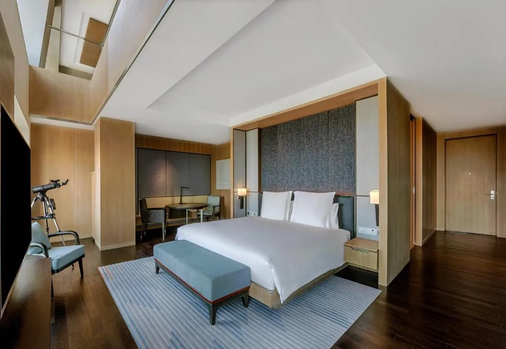 Penthouse Suite