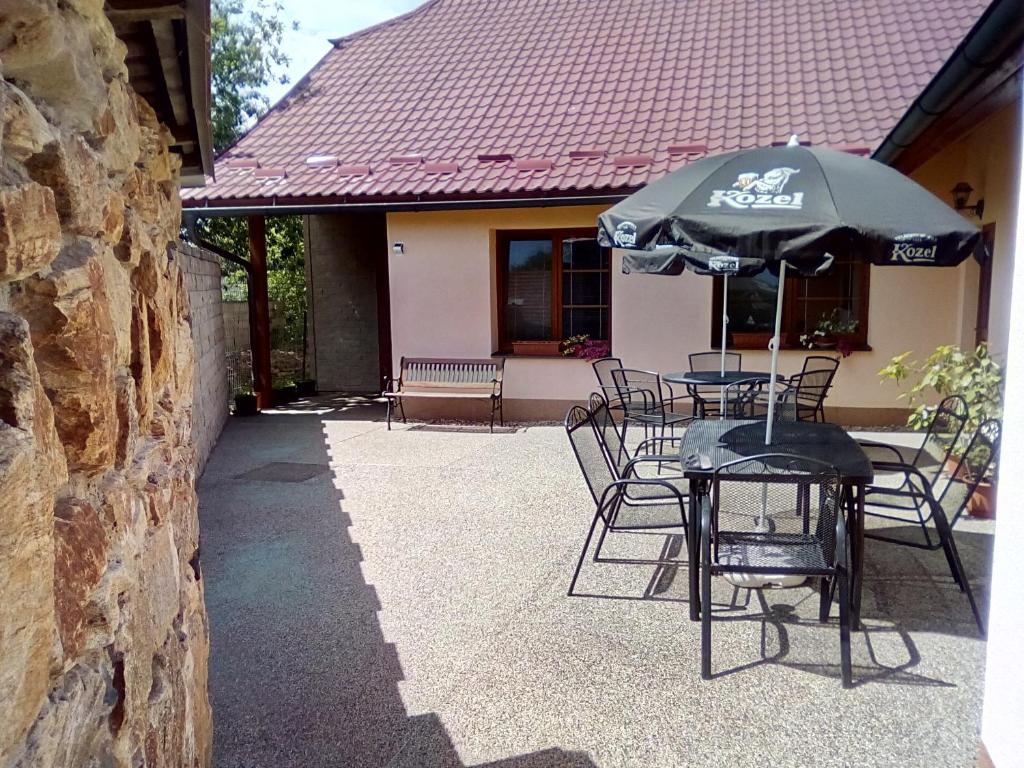Budova, kde se penzion – hostinec nachází