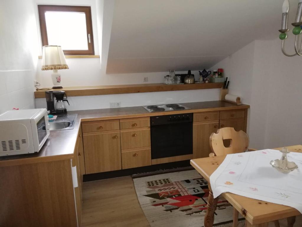 Kuchyňa alebo kuchynka v ubytovaní Landhaus Kurz