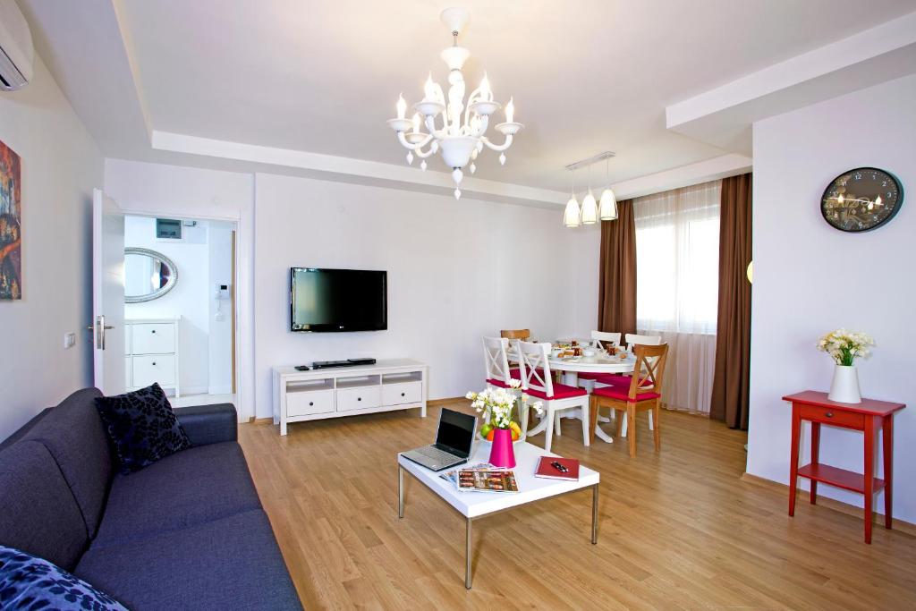 The Room Hotel & Apartments - Квартира с тремя спальнями (6 взрослых)