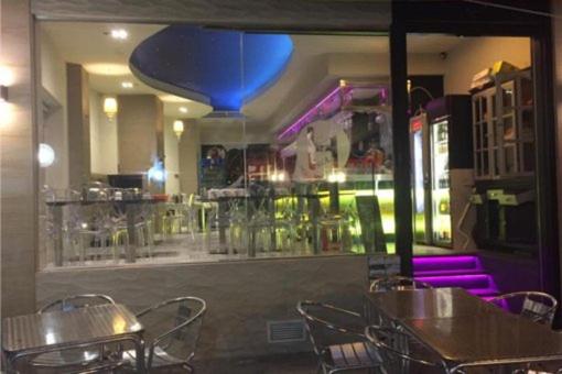 Restauracja lub miejsce do jedzenia w obiekcie HOSTAL COSTA SOL