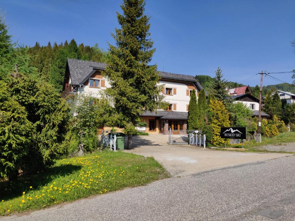 Beskid Ski Villa - 8