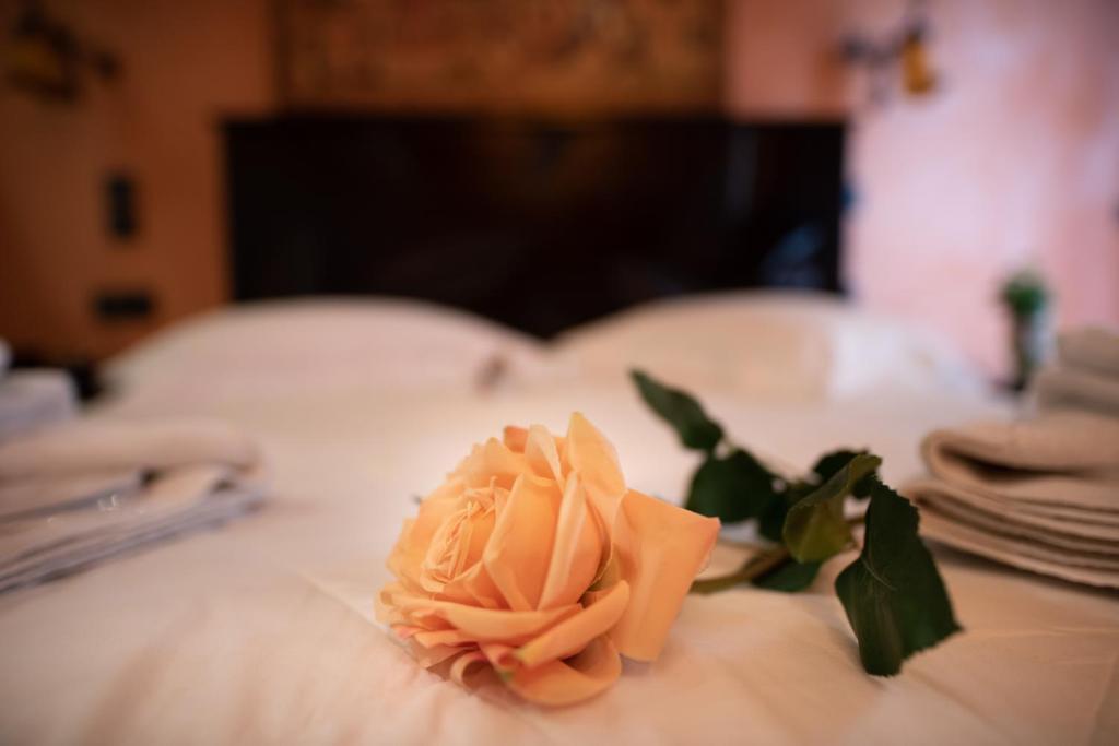 Posteľ alebo postele v izbe v ubytovaní Anastazia Luxury Suites & Spa