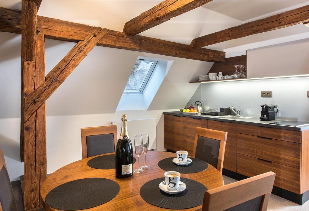 Kuchyň nebo kuchyňský kout v ubytování Residence Hluboká