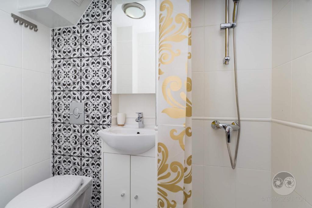 Kúpeľňa v ubytovaní Goma Rent Długa Old Town Gdańsk