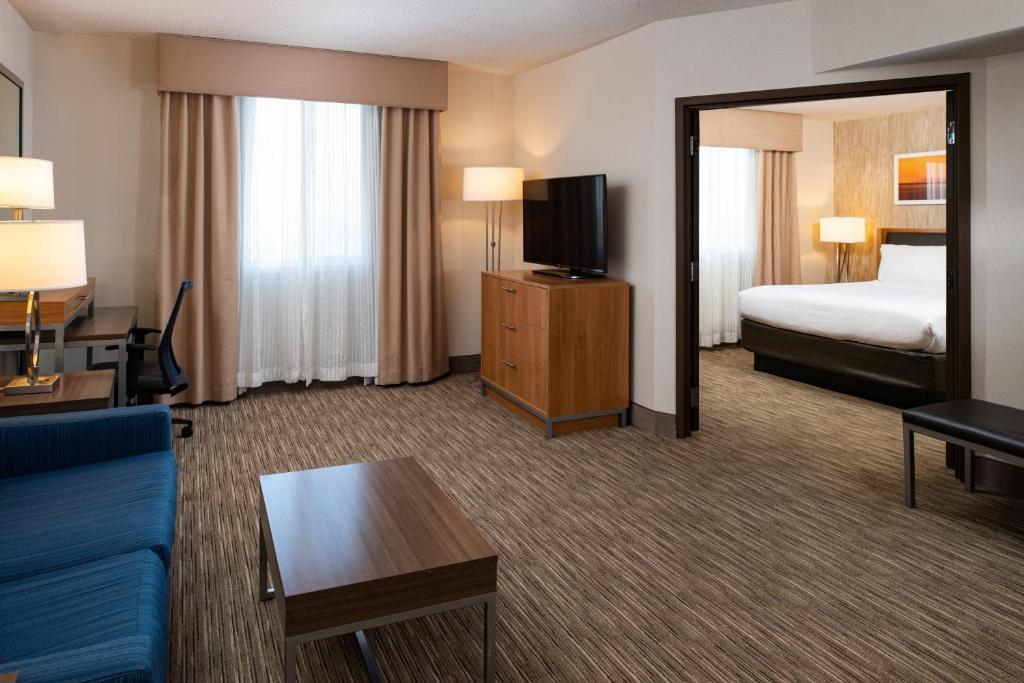Holiday Inn Express San Francisco Airport South, an IHG Hotel - 