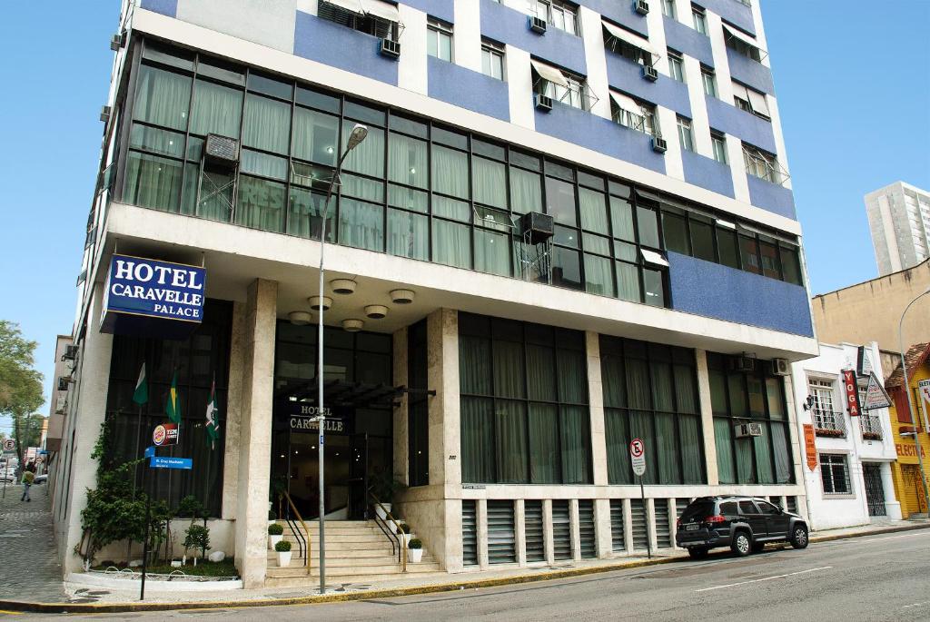 Caravelle Palace Hotel