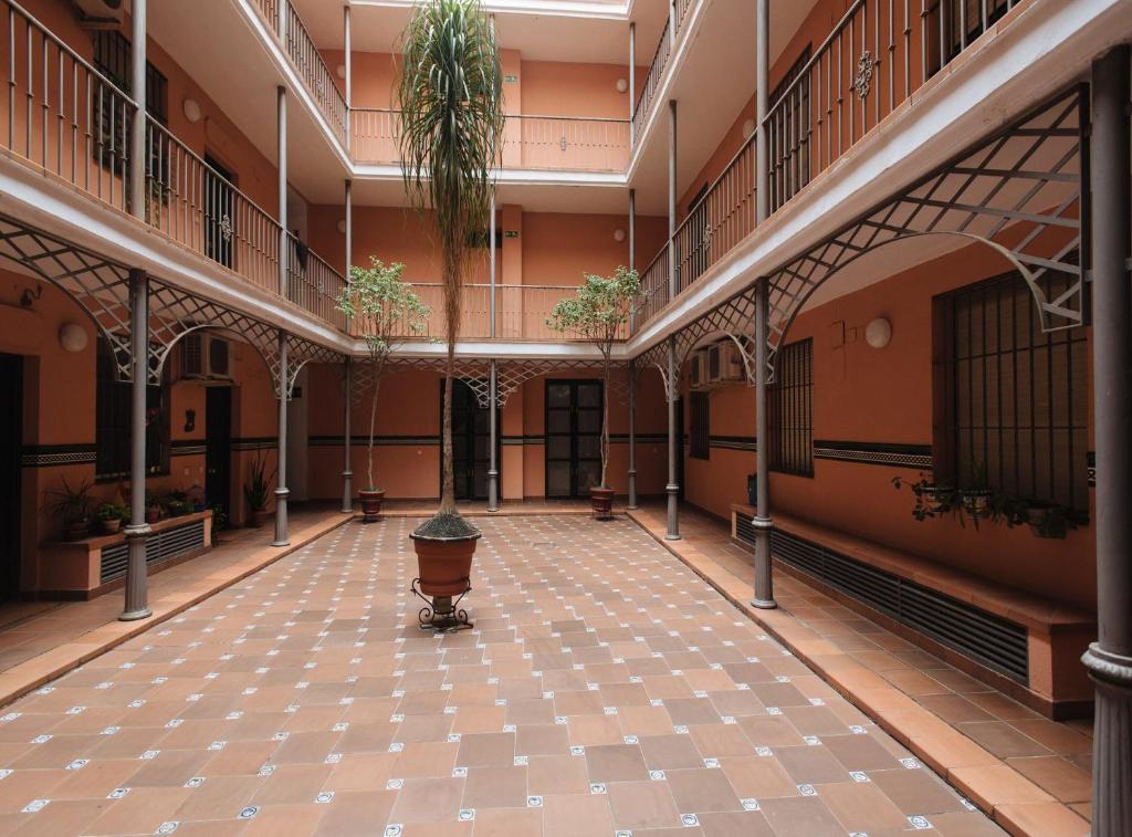 Arjona Suite Apartment - 9