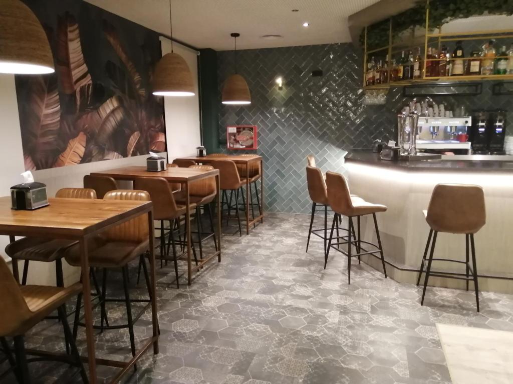 Hotel Sercotel Doña Carmela - Resim 19