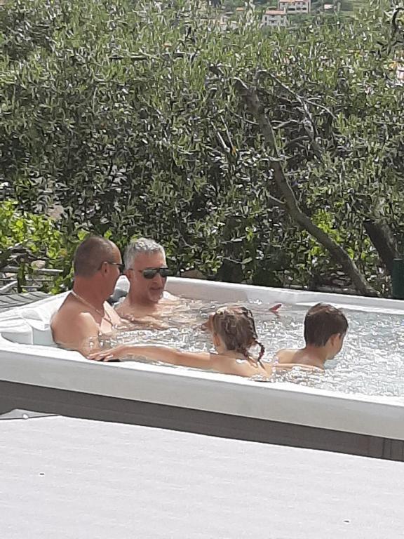Hosté ubytování Apartmani M