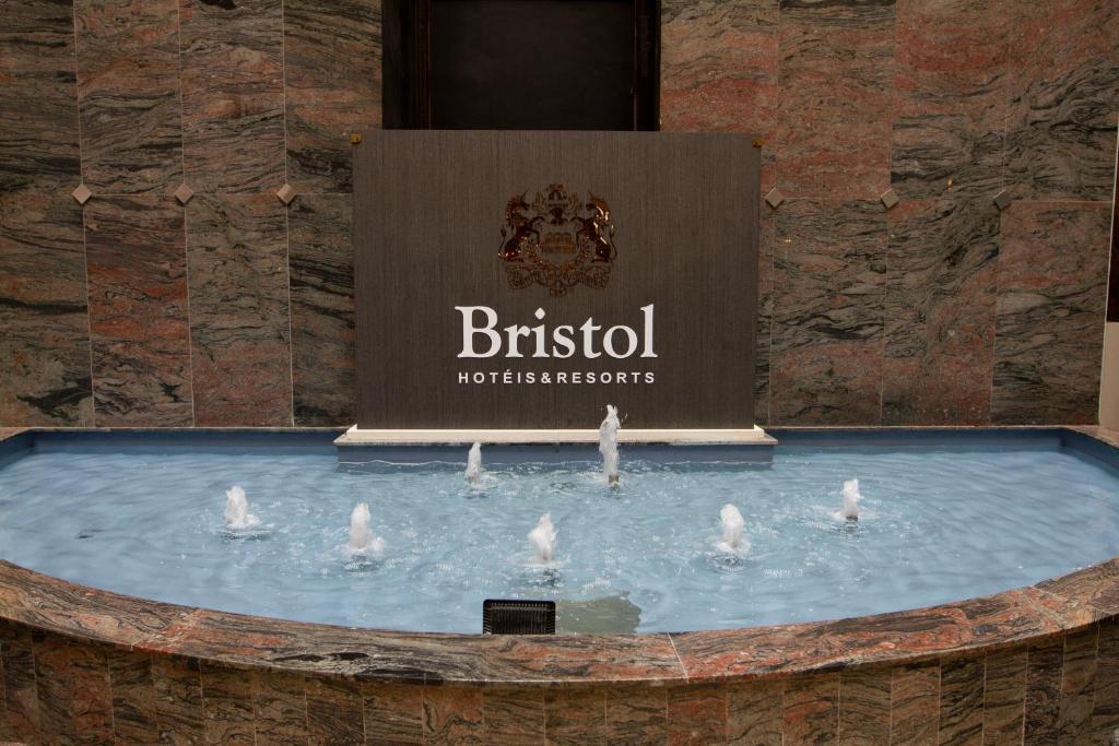  Bristol International Airport Hotel