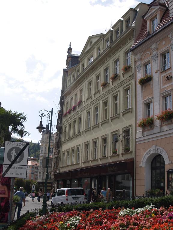 Budynek, w którym mieści się apartament
