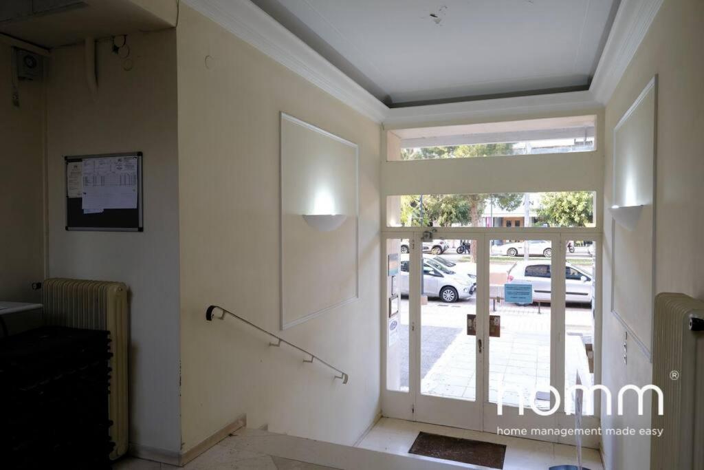 Convenient homm Flat, centre of Glyfada, Metaxa st