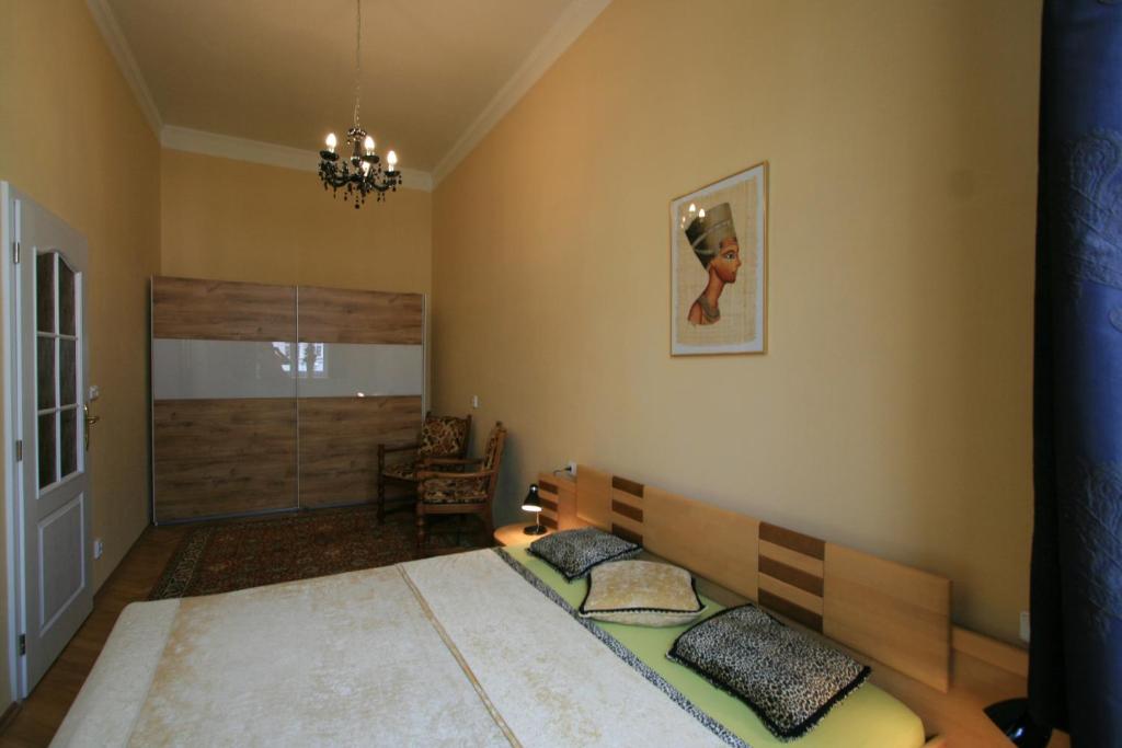 Postel nebo postele na pokoji v ubytování Apartment No. 20 Jaltská 3